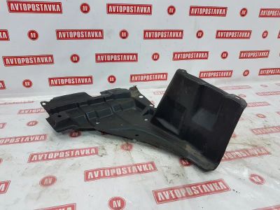 Лот: 21044159. Фото: 1. Защита двигателя Toyota Ractis... Двигатель и элементы двигателя
