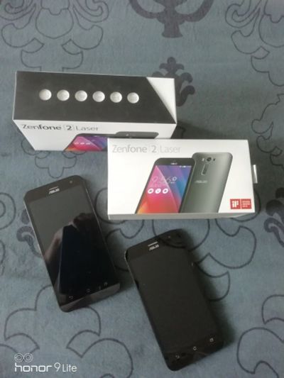 Лот: 14483944. Фото: 1. Телефон Asus Zenfone Laser 2. Чехлы, бамперы