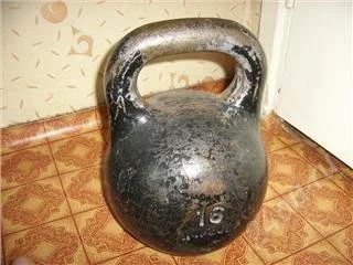 Лот: 97588. Фото: 1. гиря 16 кг. Штанги, блины