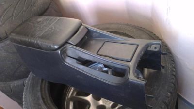 Лот: 7146080. Фото: 1. Подлокотник Бар Toyota Celica... Салон