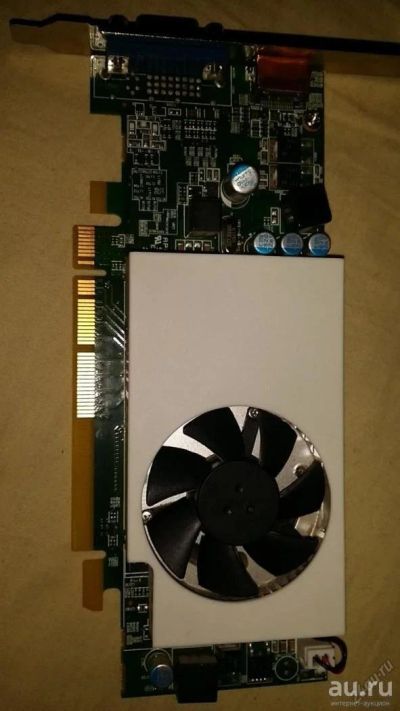 Лот: 7035006. Фото: 1. HD 8570 (R7 240) GDDR3 2048mb. Видеокарты