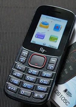 Лот: 3602729. Фото: 1. Fly DS105C. Кнопочные мобильные телефоны