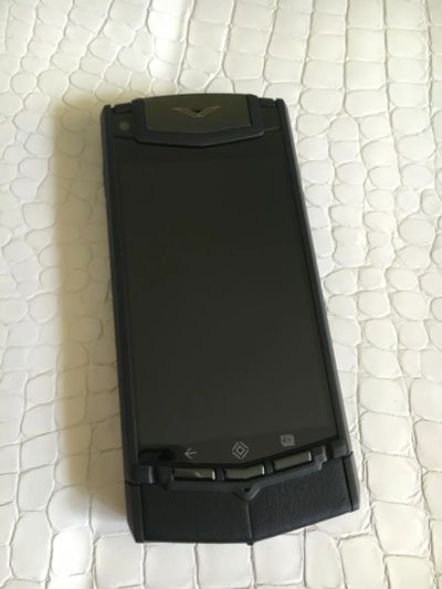 Лот: 10332344. Фото: 1. Vertu Ti blak pvd. Смартфоны