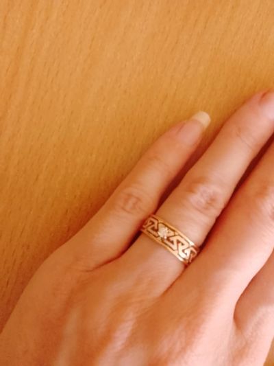 Лот: 20551114. Фото: 1. Золотое кольцо женское с бриллиантом. Кольца, перстни