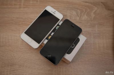 Лот: 8045558. Фото: 1. iPhone 5 16. Смартфоны