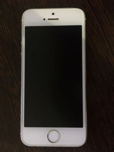 Лот: 10543326. Фото: 1. Iphone 5s 32 GB. Смартфоны