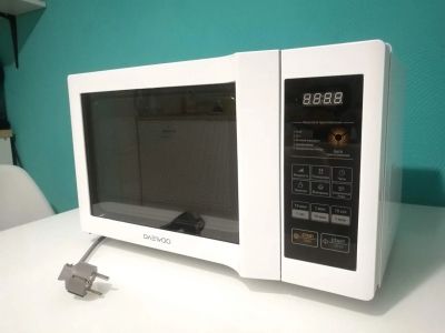 Лот: 14857572. Фото: 1. Микроволновая печь Daewoo KOR-6L6B... Микроволновки, мини-печи