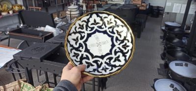 Лот: 24397617. Фото: 1. Тарелка-ляган черная пахта 27см. Тарелки, блюда, салатники