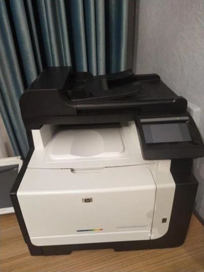 Лот: 17102610. Фото: 1. МФУ HP LaserJet Pro CM1415FN. МФУ и копировальные аппараты