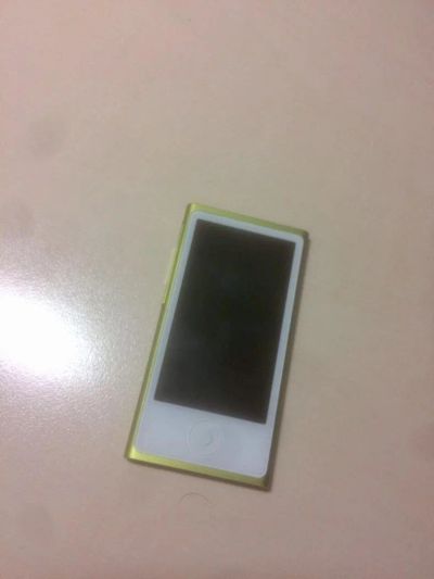 Лот: 9600987. Фото: 1. ipod nano 7 16GB green. Плееры