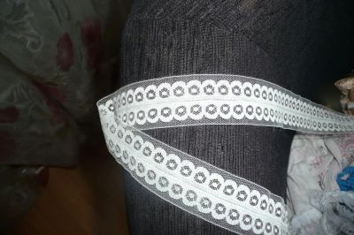 Лот: 4148950. Фото: 1. Кружево 1,9 м. Ткани, нитки, пряжа