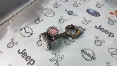 Лот: 24078908. Фото: 1. Шатун Mazda Tribute YF YF0911210. Двигатель и элементы двигателя