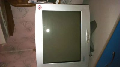 Лот: 5511325. Фото: 1. монитор бу в отличном состоянии. ЭЛТ-мониторы