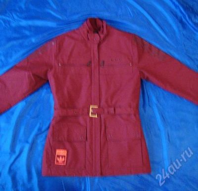 Лот: 608287. Фото: 1. Куртка Adidas, женская. Верхняя одежда