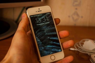 Лот: 6703191. Фото: 1. iphone 5s gold 16gb Обмен на ваз... Смартфоны