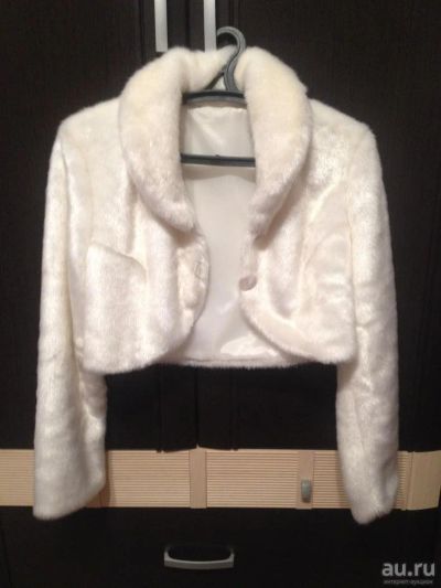 Лот: 8253472. Фото: 1. Шуба для невесты. Свадебные платья