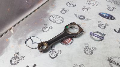 Лот: 23587901. Фото: 1. Шатун Mercedes G400 CDI OM628... Двигатель и элементы двигателя