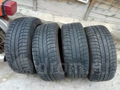 Лот: 11743629. Фото: 1. 215/50 R17 Michelin X-Ice 2. Шины