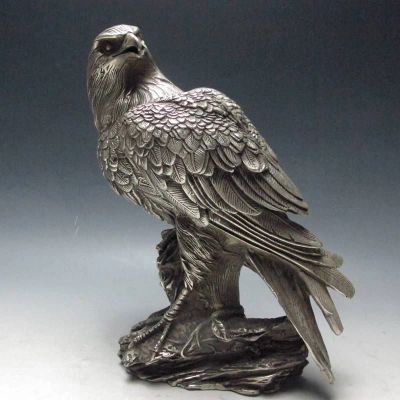 Лот: 6126465. Фото: 1. статуя орел. тибетское серебро... Предметы интерьера и быта