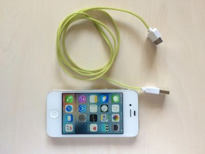 Лот: 11650744. Фото: 1. IPhone 4s. Смартфоны