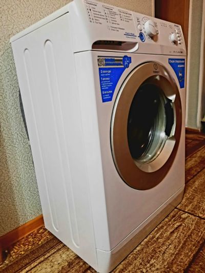 Лот: 21373634. Фото: 1. Стиральная машина indesit innex... Стиральные машины
