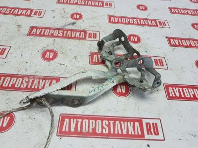 Лот: 20899197. Фото: 1. Петля капота Toyota Vitz SCP90... Двигатель и элементы двигателя