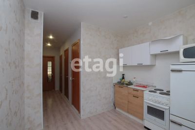 Лот: 25290442. Фото: 1. 3-комн. квартира , Красноярск... Квартиры, студии