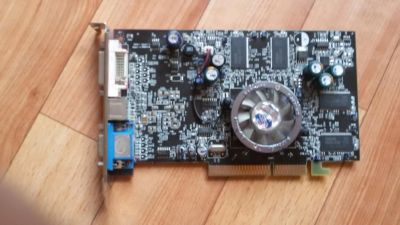 Лот: 7867166. Фото: 1. Видеокарта Radeon 9600XT 128M... Видеокарты