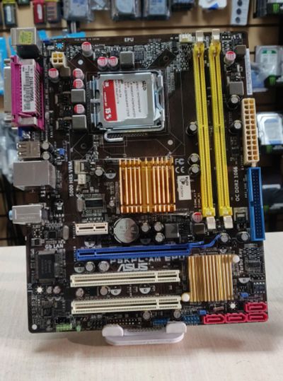 Лот: 20761860. Фото: 1. Мат. плата ASUS P5KPL-AM EPU/LGA775... Материнские платы