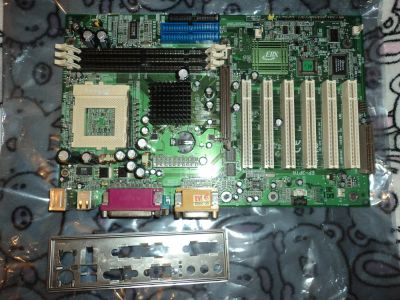 Лот: 8508689. Фото: 1. Socket 370 Материнская плата EPOX... Другое (комплектующие)