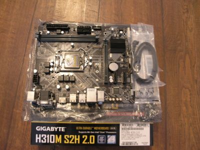 Лот: 16363817. Фото: 1. GigaByte H310M S2H 2.0. Материнские платы