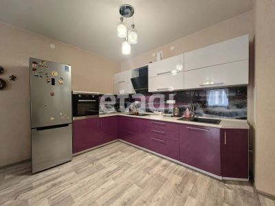 Лот: 24985911. Фото: 1. Сдам 2-комн. кв. 70 кв.м. Красноярск... Квартиры, студии