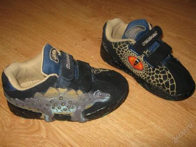 Лот: 2248477. Фото: 1. Детские кроссовки "Dinosoles". Кеды, кроссовки