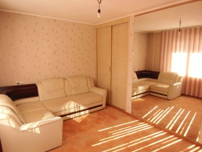 Лот: 12333950. Фото: 1. 1-комнатная квартира в центре. Квартиры, студии