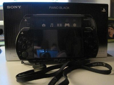 Лот: 168296. Фото: 1. PSP Piano Black. Игровые приставки, консоли