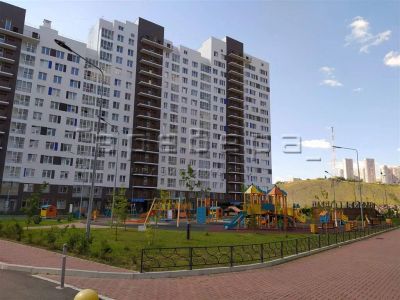 Лот: 20240548. Фото: 1. 3-комнатная квартира на ул. Лесников... Квартиры, студии