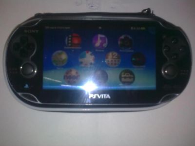Лот: 4662598. Фото: 1. ps vita в отличном состоянии... Игровые приставки, консоли