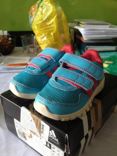 Лот: 7872651. Фото: 1. Кроссовки adidas (оригинальные... Кеды, кроссовки