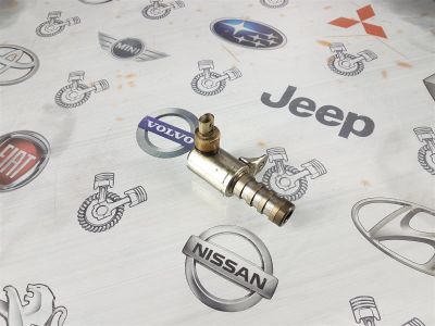 Лот: 23591844. Фото: 1. Клапан фазорегулятора Ford Explorer... Двигатель и элементы двигателя