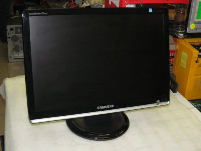 Лот: 3796051. Фото: 1. ЖК-монитор Samsung SyncMaster... ЖК-мониторы