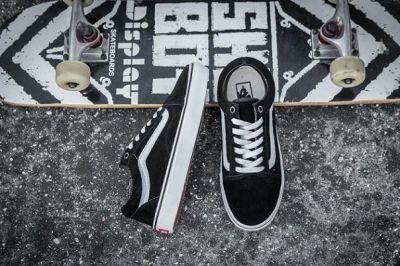 Лот: 9855153. Фото: 1. Продам оригинальные кеды Vans... Кеды, кроссовки, слипоны