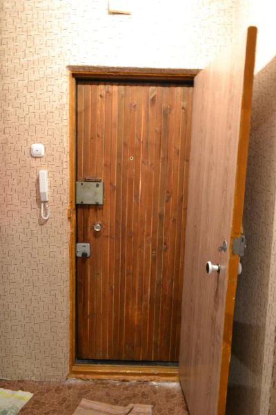 Лот: 4648841. Фото: 1. Дверь деревянная, входная. Двери входные