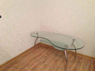 Лот: 2490250. Фото: 1. Стеклянный журнальный столик. Другое (мебель)