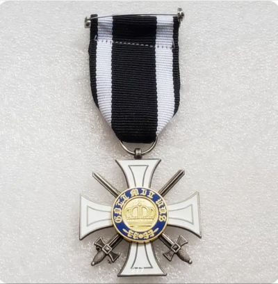 Лот: 21177003. Фото: 1. крест орден Короны Пруссия (Германия... Военная техника, документация