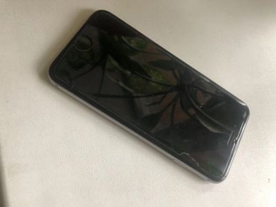 Лот: 17959686. Фото: 1. IPhone 6s. Смартфоны