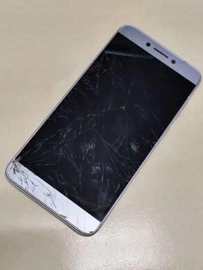 Лот: 25518109. Фото: 1. Телефон Leagoo T8s. Телефоны в разбор
