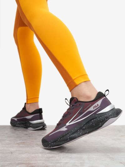 Лот: 23454983. Фото: 1. Кроссовки женские FILA Vibe WNTR... Другое (одежда, обувь, галантерея)
