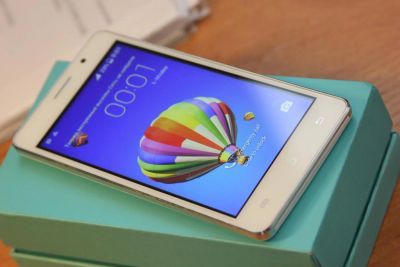 Лот: 6464889. Фото: 1. смартфон Lenovo p780a. Смартфоны