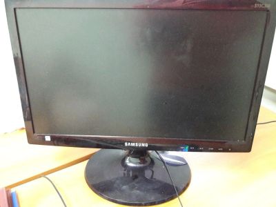 Лот: 10355655. Фото: 1. Монитор Samsung 17 дюймов. ЖК-мониторы