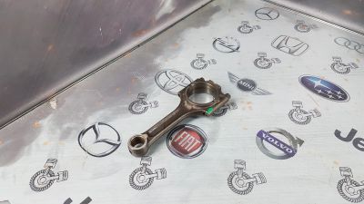 Лот: 23589305. Фото: 1. Шатун Volvo S60 B5244S 31251468. Двигатель и элементы двигателя